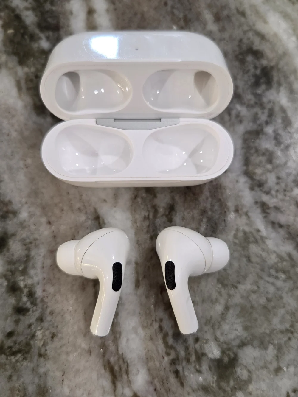 Wireless True Wireless Earbuds with Charging Case - White